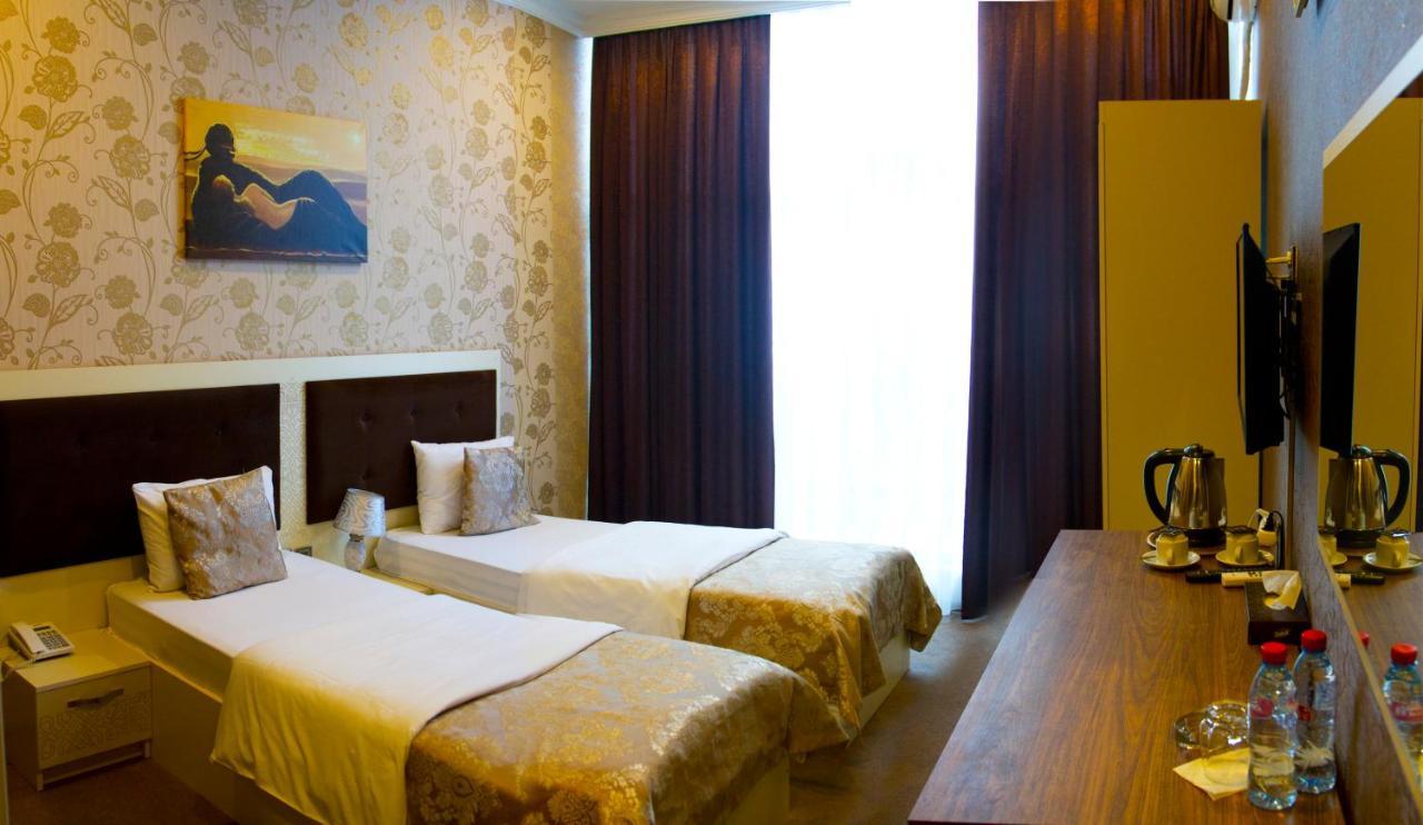 Center Khagani Hotel Baku Exteriör bild