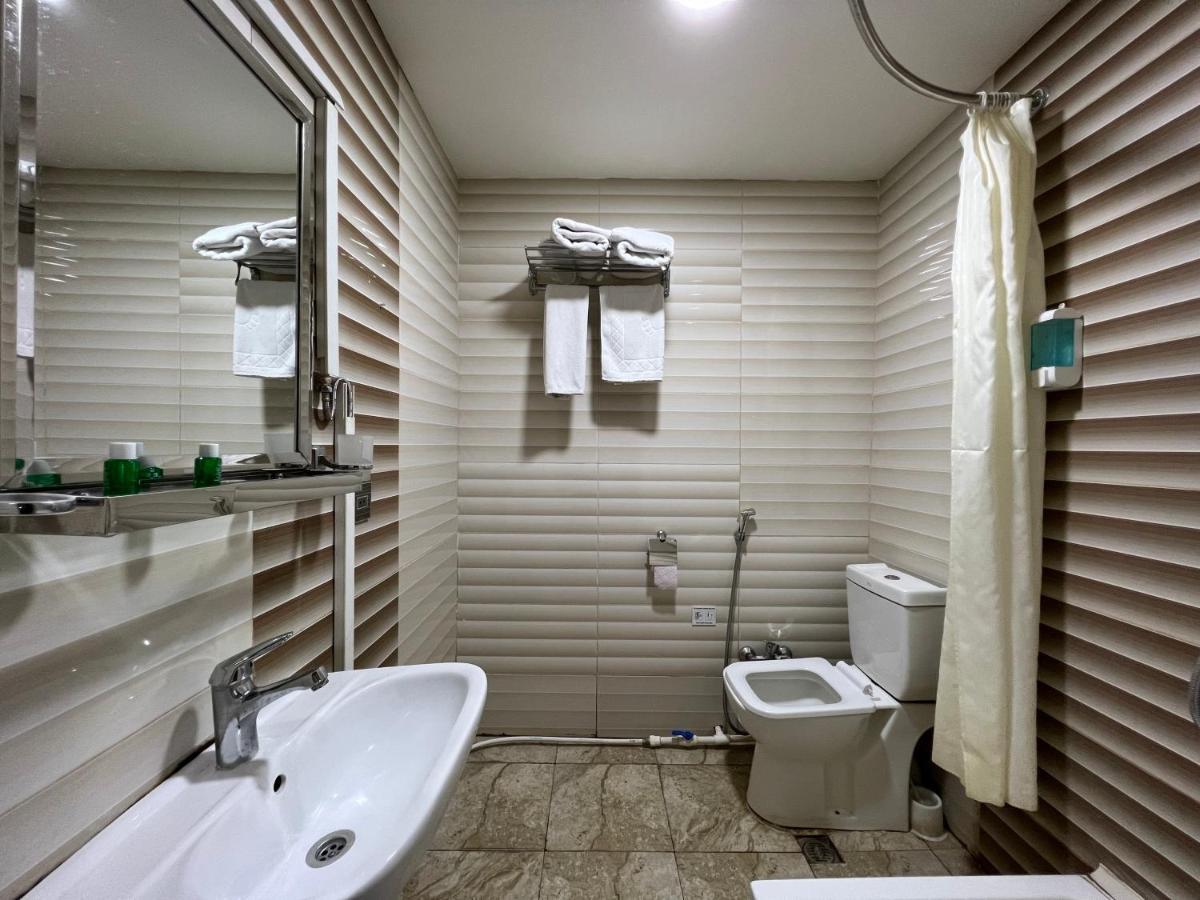 Center Khagani Hotel Baku Exteriör bild